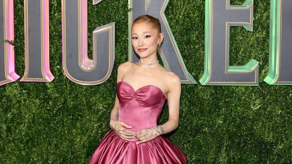 Woke Ariana Grande Roasted for Advocating for Trump’s Impeachment